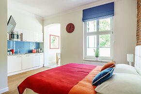 Sanhaus Apartments