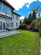 Sanhaus Apartments