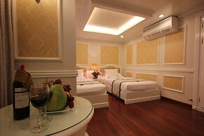 Signature Halong Cruise