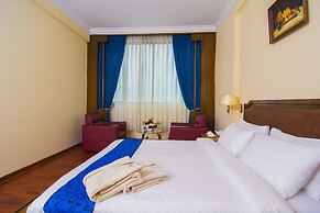 Asia Plaza Hotel