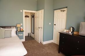 Shoreside Inn