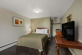 Knights Inn Burlington, ON