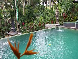 Junjungan Suite Villa