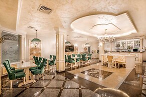 Hotel Chekhov