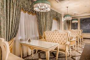 Hotel Chekhov