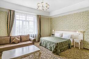 Hotel Chekhov