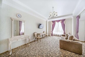 Hotel Chekhov