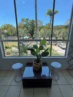 Sandcastles 1770 Motel & Resort