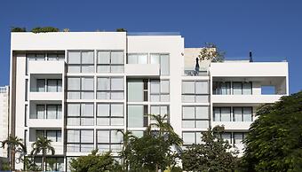 Anah Suites