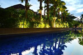 HARRIS Hotel Seminyak Bali