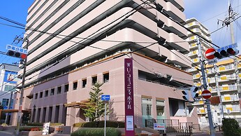 U Community Hotel
