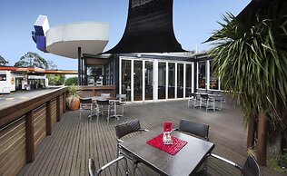 Nightcap at Morwell Hotel