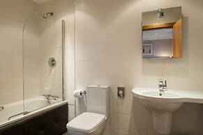 Carlton Hotel