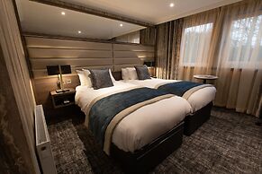 Carlton Hotel