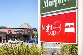 Nightcap at Gateway Hotel