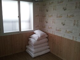 Namu Guesthouse - Hostel
