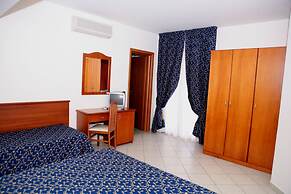 Hotel Castelmonardo