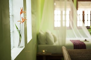 iRoHa Garden Hotel & Resort