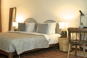 iRoHa Garden Hotel & Resort