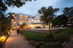 iRoHa Garden Hotel & Resort