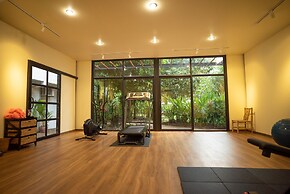 iRoHa Garden Hotel & Resort