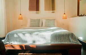 iRoHa Garden Hotel & Resort