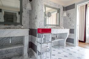 La Reserve Paris Hotel and Spa