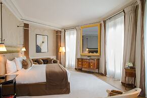 La Reserve Paris Hotel and Spa