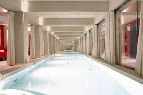 La Reserve Paris Hotel and Spa