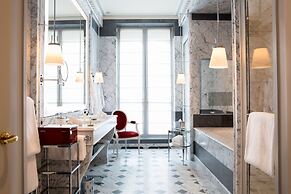 La Reserve Paris Hotel and Spa