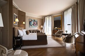 La Reserve Paris Hotel and Spa