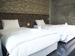 Needa Rock Resort