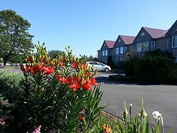 Granite Town Hotel