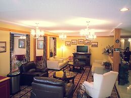 Granite Town Hotel
