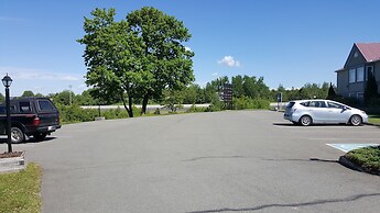 Granite Town Hotel