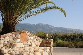 Irina Beach Hotel