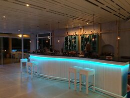 Irina Beach Hotel