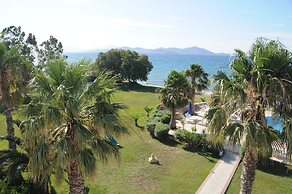 Irina Beach Hotel