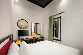 Old Quarter Charm Hotel