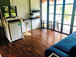 Suan Bankrut Beach Resort