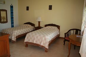 Long Beach Inn
