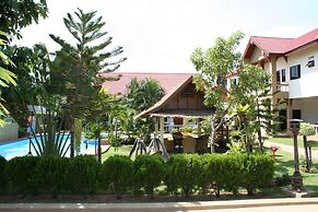 Long Beach Inn