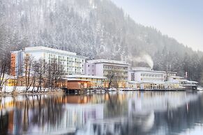ROBINSON LANDSKRON