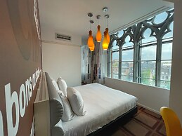 Martin’s Dream Hotel