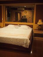 Parkway Inn