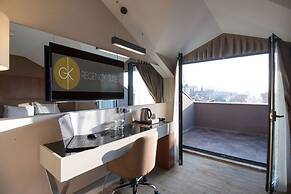 GK Regency Suites
