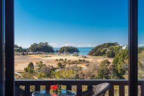 Kimi Ora Eco Resort