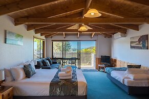 Kimi Ora Eco Resort