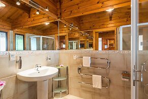 Kimi Ora Eco Resort