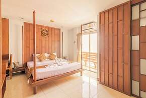 Lotus Hotel Patong